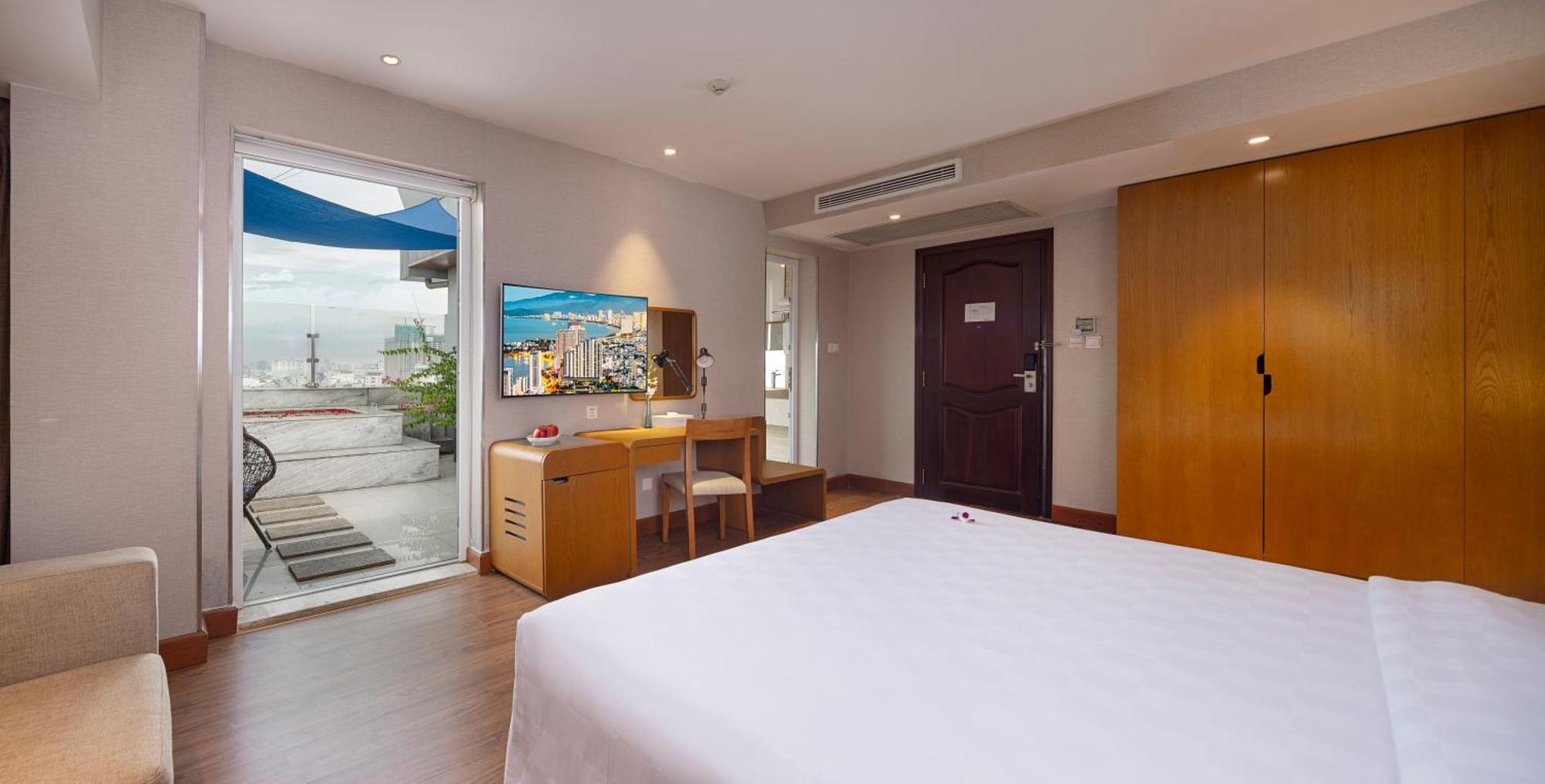 Harmony Saigon Hotel & Spa Ho Şi Min Dış mekan fotoğraf