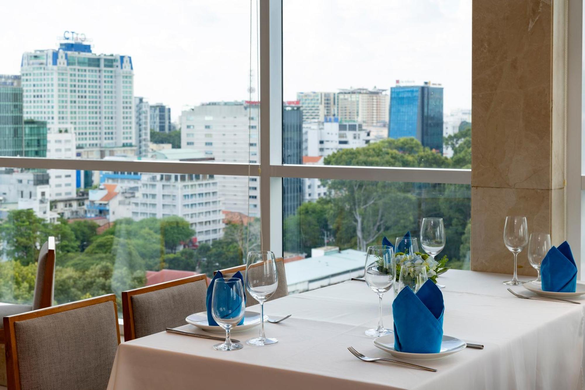Harmony Saigon Hotel & Spa Ho Şi Min Dış mekan fotoğraf