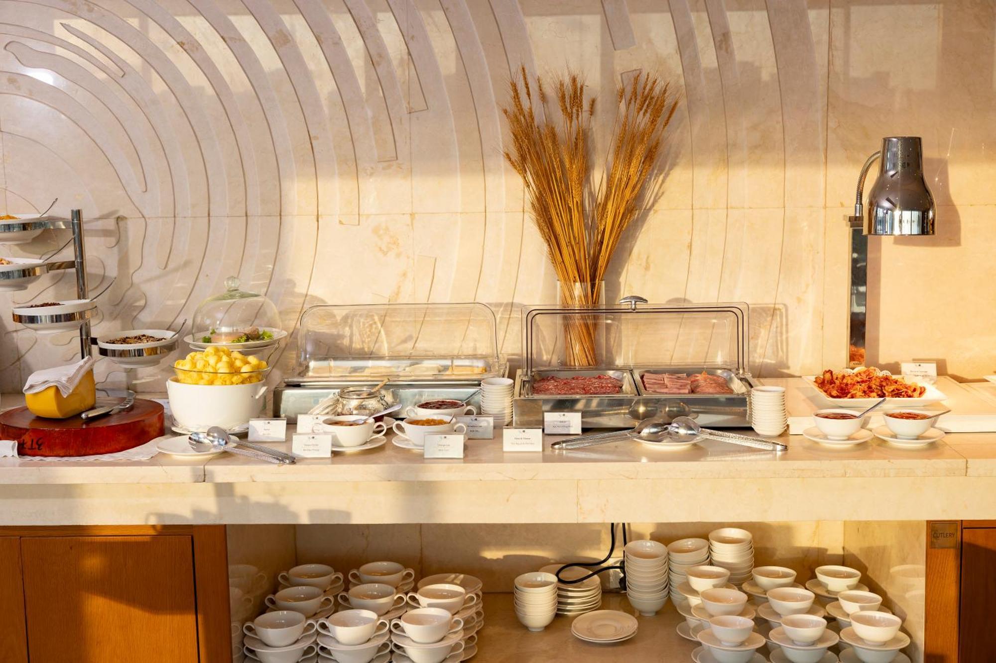 Harmony Saigon Hotel & Spa Ho Şi Min Dış mekan fotoğraf